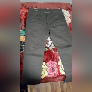 Levi pants (olive green)